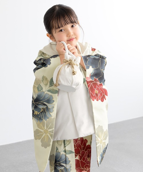 SOUBIEN（ソウビエン）の「【floro by SOUBIEN】3歳女の子用七五三セット（被布コート/着物/襦袢/草履/巾着）（着物・キッズ・ライトパープル/ホワイト系その他/ホワイト×レッド/オフホワイト/クリーム/サンドベージュ/ホワイト×パープル/ブラック×ピンク/ブラック系/ホワイト系/ホワイト系その他2/ネイビー系2/ネイビー系1/ピンク系/ローズ系/レッド系/パイングリーン系/グリーン系/ベージュ系/ライトグレー系/アイボリー/マスタード/スカイブルー系・ONE SIZE）」の10枚目の写真