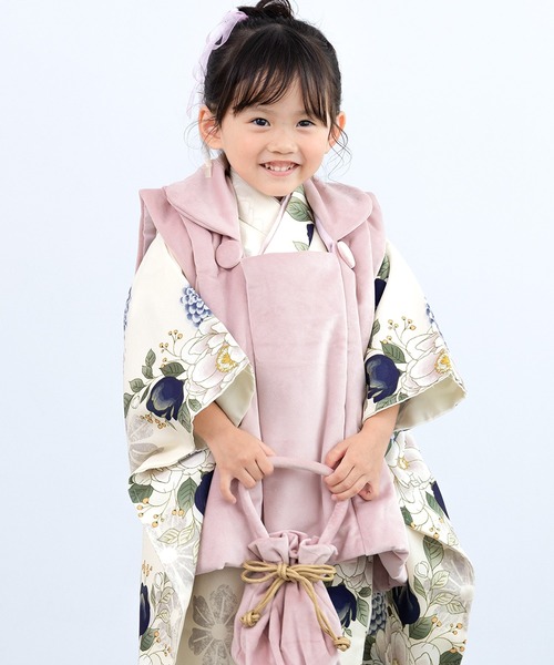 SOUBIEN（ソウビエン）の「【floro by SOUBIEN】3歳女の子用七五三セット（被布コート/着物/襦袢/草履/巾着）（着物・キッズ・ライトパープル/ホワイト系その他/ホワイト×レッド/オフホワイト/クリーム/サンドベージュ/ホワイト×パープル/ブラック×ピンク/ブラック系/ホワイト系/ホワイト系その他2/ネイビー系2/ネイビー系1/ピンク系/ローズ系/レッド系/パイングリーン系/グリーン系/ベージュ系/ライトグレー系/アイボリー/マスタード/スカイブルー系・ONE SIZE）」の11枚目の写真