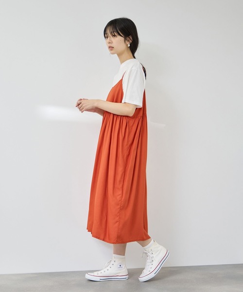 Mac-House(マックハウス)の「Free Nature ギャザーワンピース×Tシャツ アンサンブル(ワンピース・レディース・ブラック/オレンジ/グレー・L/M)」の5枚目の写真