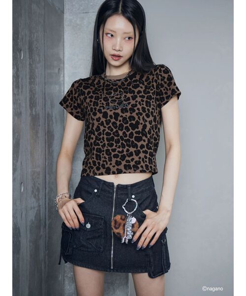 EMODA(エモダ)の「【ちいかわ】ラインストーンミニTシャツ(Tシャツ/カットソー・レディース・ブラウン/ブラック/ピンク/グレー・FREE)」の20枚目の写真