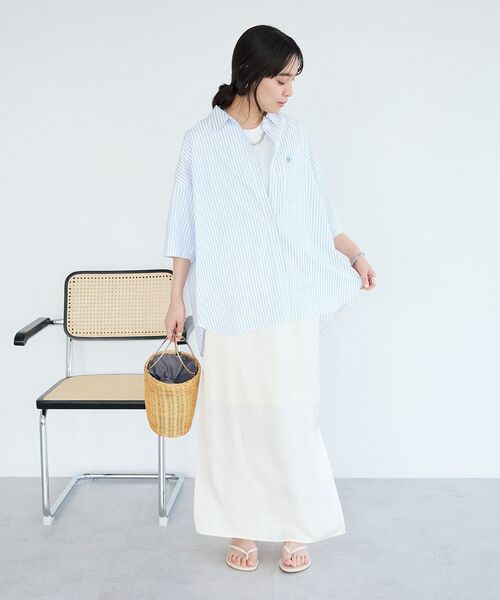 CRAFT STANDARD BOUTIQUE(クラフトスタンダードブティック)の「ロゴ刺繍入ストライプオーバーサイズシャツ(シャツ/ブラウス・レディース・ホワイト/ライトイエロー/サックスブルー・FREE)」の11枚目の写真