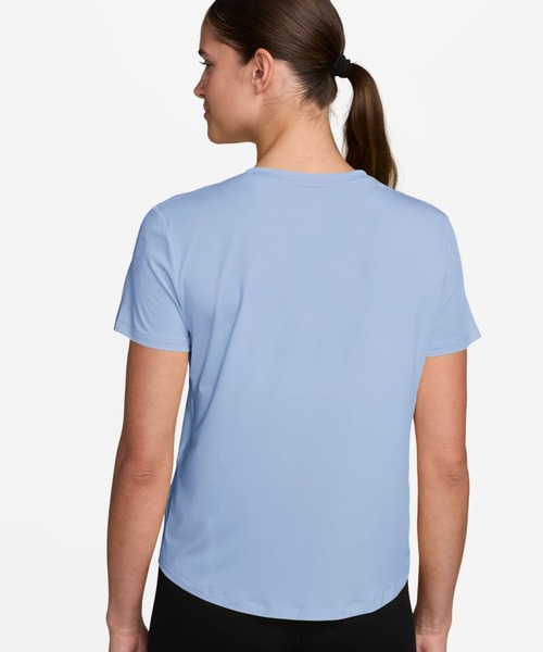 NIKE(ナイキ)の「NIKE ナイキ ナイキ ワン クラシック DF S/S トップ(Tシャツ/カットソー・レディース・ブルー・L/M/S)」の2枚目の写真