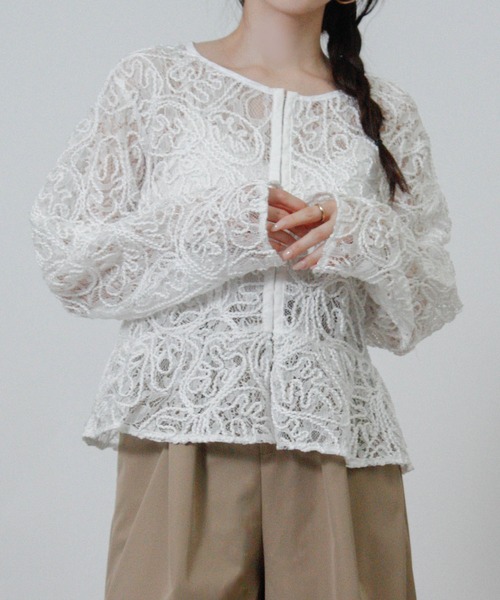 NYLAUS(ナイラス)の「【SG】レースシアーペプラムカーディガン シアーシャツ 長袖(シャツ/ブラウス・レディース・ブラック/オフホワイト・M)」の9枚目の写真