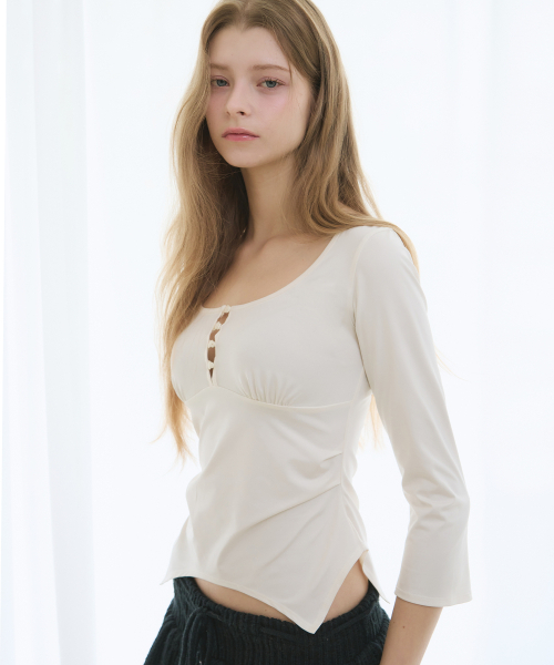 REISE MIYA（レイズミヤ）の「アリンシルキー スリムトップ [アイボリー]（Tシャツ/カットソー・レディース・その他・SMALL/MEDIUM）」の9枚目の写真
