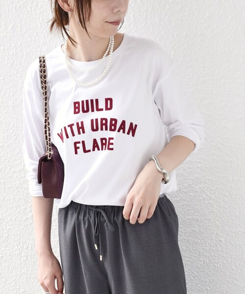 SHIPS Colors(シップス カラーズ)の「〈手洗い可能〉26AW フロッキー ロゴ TEE(ロンT)◇(Tシャツ/カットソー・レディース・レッド/オフホワイト/ダークグレー・ONE SIZE)」の3枚目の写真