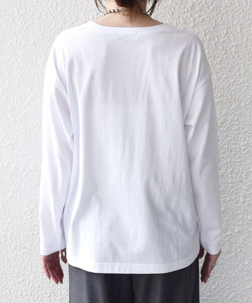 SHIPS Colors(シップス カラーズ)の「〈手洗い可能〉26AW フロッキー ロゴ TEE(ロンT)◇(Tシャツ/カットソー・レディース・レッド/オフホワイト/ダークグレー・ONE SIZE)」の10枚目の写真