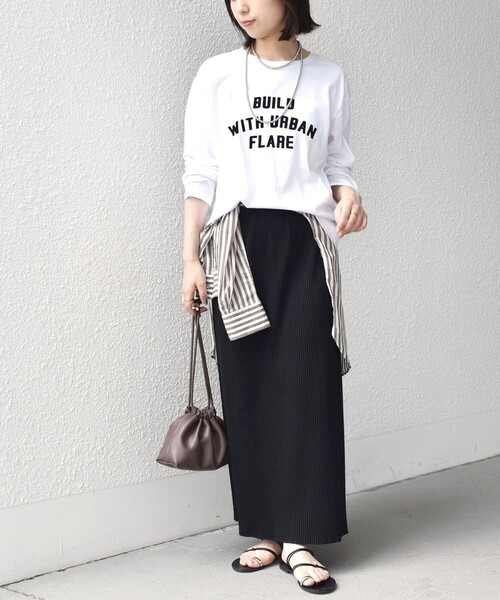 SHIPS Colors(シップス カラーズ)の「〈手洗い可能〉26AW フロッキー ロゴ TEE(ロンT)◇(Tシャツ/カットソー・レディース・レッド/オフホワイト/ダークグレー・ONE SIZE)」の17枚目の写真