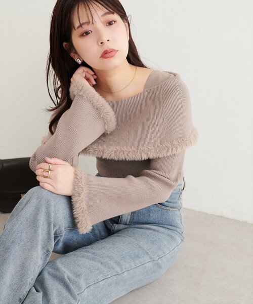natural couture(ナチュラルクチュール)の「ふわふわファーオフショル風ニット(ニット/セーター・レディース・ライトベージュ/グレイッシュベージュ/ブラウン/オフホワイト/ブラック・FREE)」の5枚目の写真