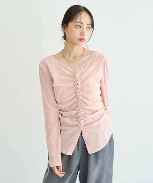 earth music&ecology(アースミュージックアンドエコロジー)の「タックボタンチュールフロッキープルオーバー(Tシャツ/カットソー・レディース・ブラウン/ブラック/アイボリー/ピンク系その他3・FREE)」の6枚目の写真
