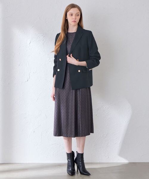 MACKINTOSH LONDON(マッキントッシュ ロンドン)の「スムースサキソニーダブルブレストジャケット(テーラードジャケット・レディース・ベージュ系その他5/ネイビー/ベージュ・38/40)」の5枚目の写真