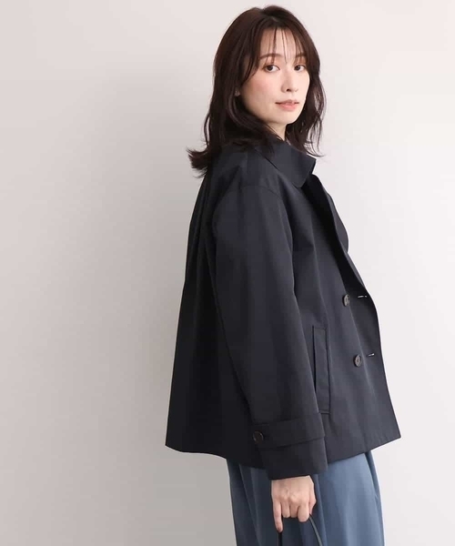 OFUON le MK(オフオンルエムケー)の「Aラインショートトレンチコート/洗える/WEB限定サイズあり(トレンチコート・レディース・ネイビー/モカ・40/38/36)」の16枚目の写真