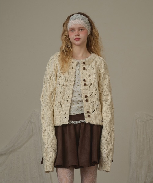 hazyl（ヘイジル）の「double button knit cardigan/ダブルボタンニットカーディガン（カーディガン/ボレロ・レディース・アイボリー/ブラウン系その他・フリー）」の10枚目の写真
