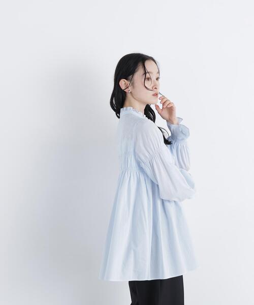 N.(N. Natural Beauty Basic)(エヌエヌナチュラルビューティーベーシック)の「刺繍切替シャーリングブラウス(シャツ/ブラウス・レディース・ブルー/オフホワイト・FREE)」の16枚目の写真