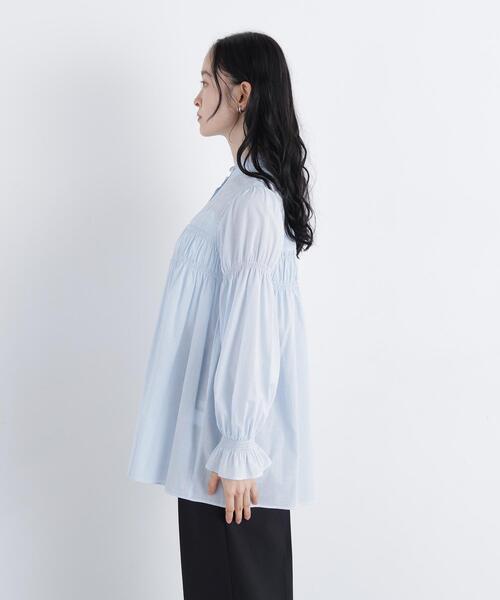 N.(N. Natural Beauty Basic)(エヌエヌナチュラルビューティーベーシック)の「刺繍切替シャーリングブラウス(シャツ/ブラウス・レディース・ブルー/オフホワイト・FREE)」の21枚目の写真