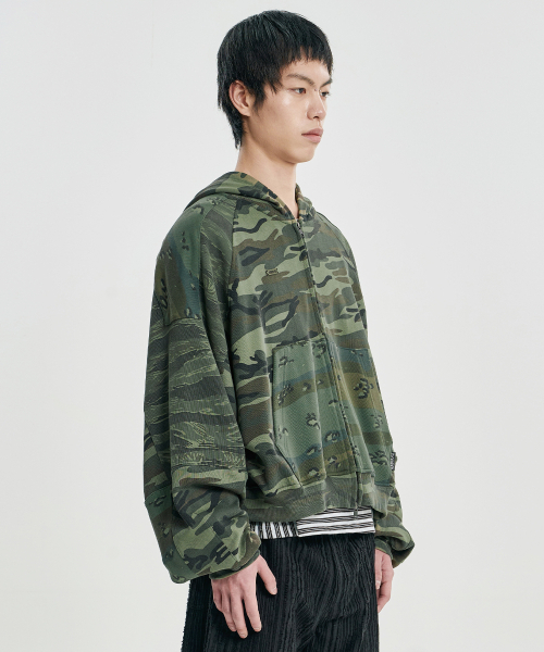 AJOBYAJO（アジョバイアジョ）の「クロップド ミックスカモ ジップアップフーディー [カーキ]（パーカー・レディース・その他・LARGE/X-LARGE）」の8枚目の写真