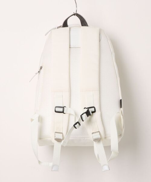 MAKAVELIC(マキャベリック)の「【RS】【MAKAVELIC】【STANDARD DAYPACK】(バックパック/リュック・メンズ・ホワイト・FREE)」の2枚目の写真