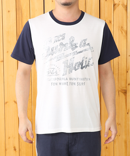 RODEO CROWNS WIDE BOWL（ロデオクラウンズワイドボウル）の「SURFAHOLIC Tシャツ（Tシャツ/カットソー・メンズ・オフホワイト/トップグレー/イエロー系その他・LARGE/X-LARGE/MEDIUM）」の2枚目の写真