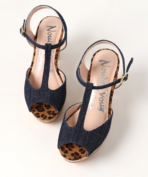 Noubel Voug Relax（ヌーベルヴォーグリラックス）の「Tストラップサンダル（サンダル・レディース・レモンイエロー/ブラック/グレイッシュベージュ/レッド/インディゴブルー・S/L/M/LL）」の8枚目の写真