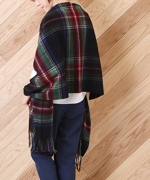 un dix cors（アンディコール）の「ウールチェックストール（ストール/ショール・レディース・ベージュ/グレー/レッド/ブラック/ネイビー/グリーン・ﾌﾘ-）」の15枚目の写真