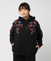 EMBROIDERYフーディー