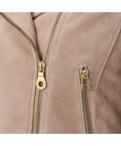 BLUE LABEL CRESTBRIDGE（ブルーレーベルクレストブリッジ）の「シープ