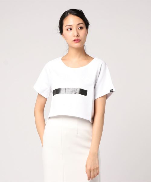DEFEND PARIS(ディフェンド パリス)の「DEFEND PARIS(ディフェンド パリス)ABILY クロップド 半袖Tシャツ(Tシャツ/カットソー・レディース・ブラック/ホワイト・MEDIUM/SMALL)」の1枚目の写真