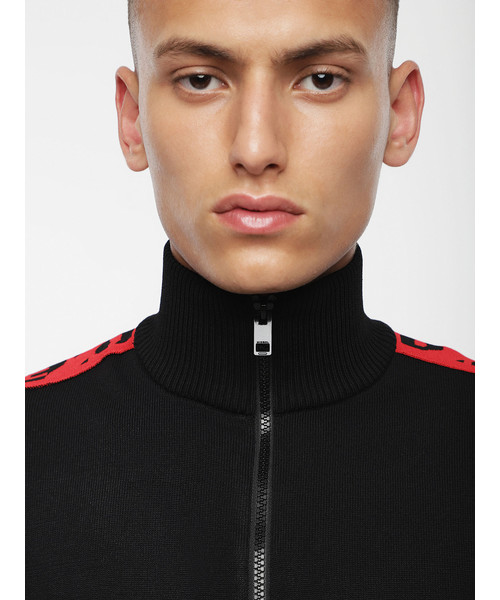 DIESEL（ディーゼル）の「メンズ ニット ジップアップニットカーディガン（ニット/セーター・メンズ・ブラック/ネイビー・SMALL/MEDIUM/LARGE/X-LARGE/X-SMALL/XX-LARGE）」の17枚目の写真