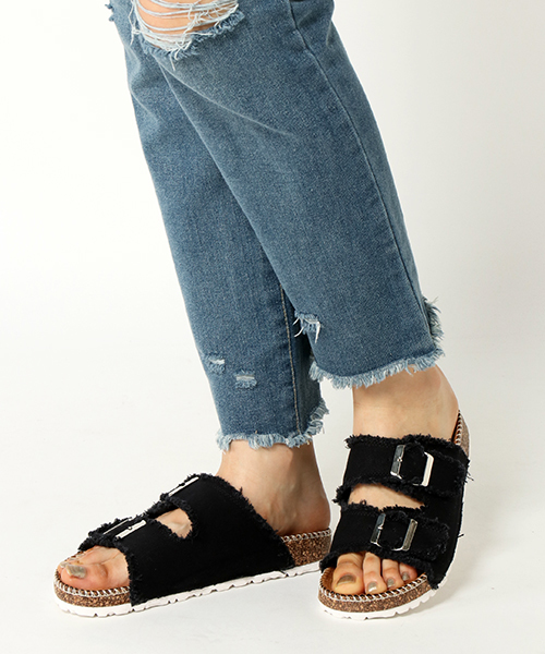 VENCEEXCHANGE（ヴァンスエクスチェンジ）の「2バンドサンダル（サンダル・レディース・オフホワイト/ブラック/ライトブルー・M/L）」の11枚目の写真