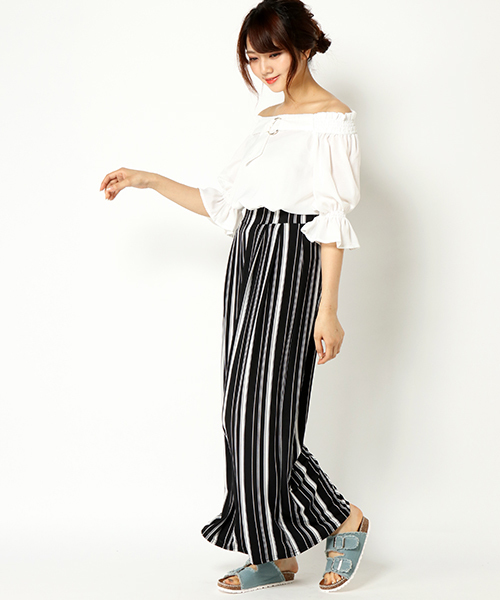 VENCEEXCHANGE（ヴァンスエクスチェンジ）の「2バンドサンダル（サンダル・レディース・オフホワイト/ブラック/ライトブルー・M/L）」の6枚目の写真