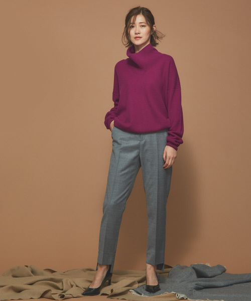 Abahouse Devinette（ドゥヴィネット）の「クリースパンツ（その他パンツ・レディース・ベージュ/グレー/ダークネイビー・40/38/36）」の4枚目の写真