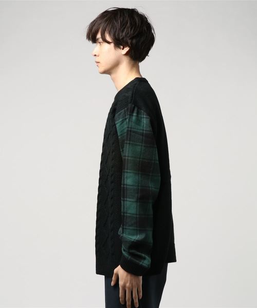 VENCEEXCHANGE（ヴァンスエクスチェンジ）の「袖チェック切り替えケーブルニット（ニット/セーター・メンズ・ブラック/オフホワイト・M/L）」の3枚目の写真