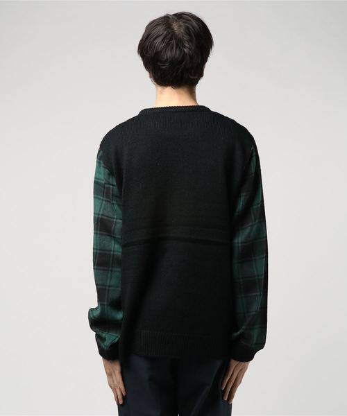 VENCEEXCHANGE（ヴァンスエクスチェンジ）の「袖チェック切り替えケーブルニット（ニット/セーター・メンズ・ブラック/オフホワイト・M/L）」の4枚目の写真
