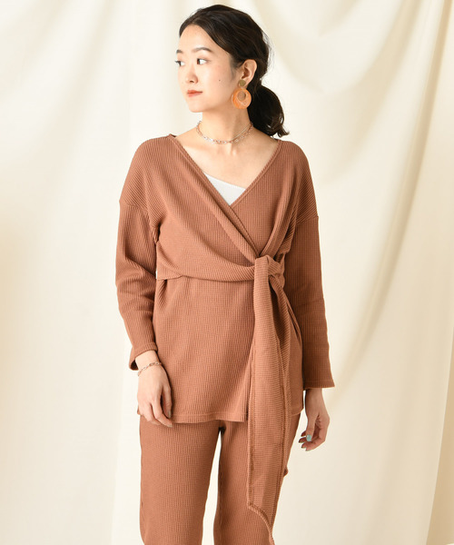 DouDou（ドゥドゥ）の「ワッフルカシュ風プルオーバー（Tシャツ/カットソー・レディース・ブラウン/ベージュ/ライトグリーン・FREE）」の12枚目の写真