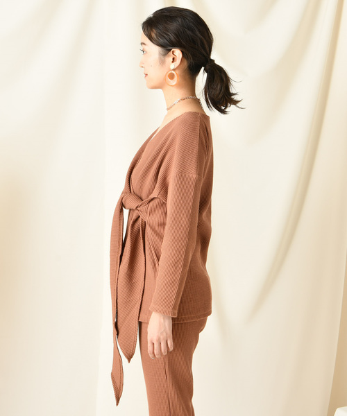 DouDou（ドゥドゥ）の「ワッフルカシュ風プルオーバー（Tシャツ/カットソー・レディース・ブラウン/ベージュ/ライトグリーン・FREE）」の13枚目の写真