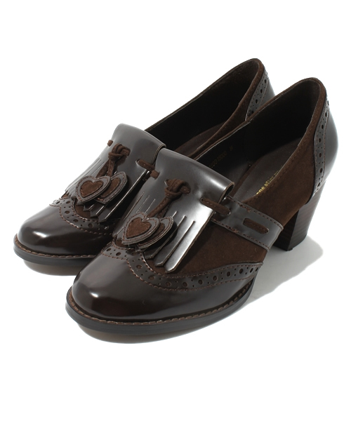 one after another NICE CLAUP（ワンアフターアナザーナイスクラップ）の「【ナイスクラップ】ハートタッセルウィングチップ（その他シューズ・レディース・ピンクベージュ/ブラック/ブラウン系その他・MEDIUM/LARGE/SMALL）」の2枚目の写真