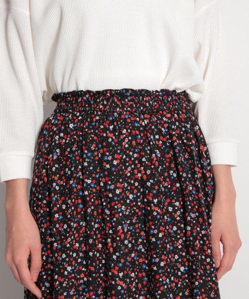 niko and...（ニコアンド）の「レーヨンアソート柄ティアードスカート（スカート・レディース・ブラック/ネイビー/グリーン・MEDIUM/LARGE）」の10枚目の写真