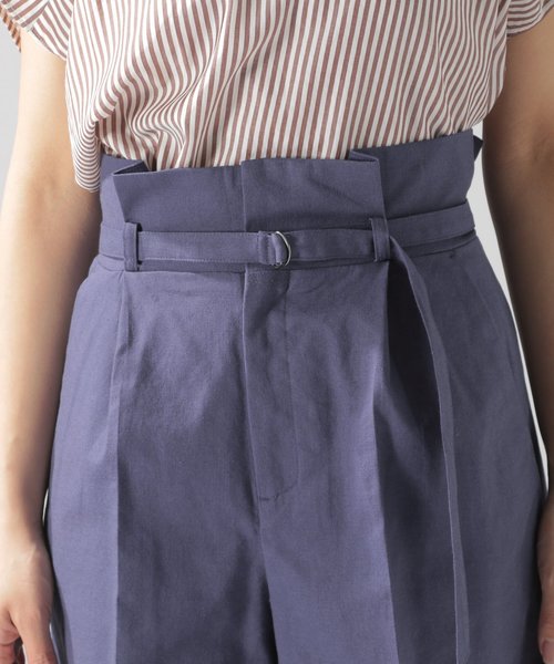 BAYFLOW（ベイフロー）の「ベルトツキショートパンツ（その他パンツ・レディース・ベージュ/ネイビー・SMALL/MEDIUM）」の13枚目の写真