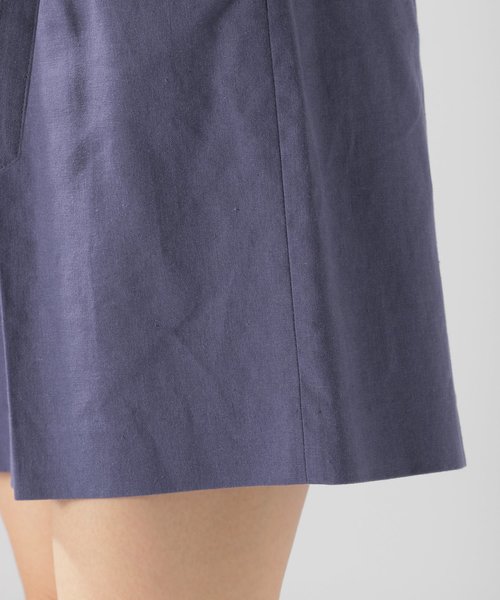 BAYFLOW（ベイフロー）の「ベルトツキショートパンツ（その他パンツ・レディース・ベージュ/ネイビー・SMALL/MEDIUM）」の17枚目の写真