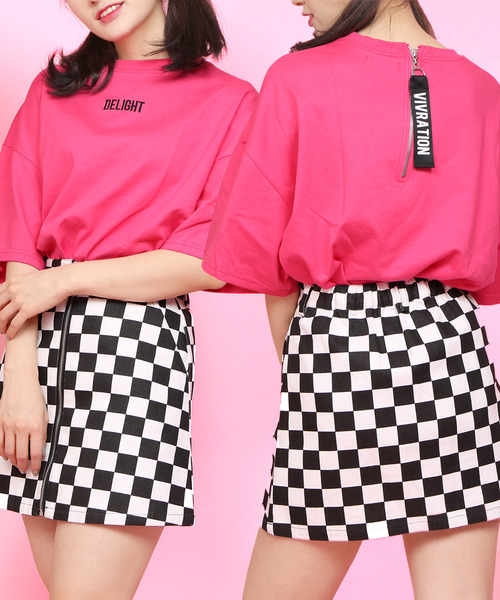 WC（ダブル シー）の「WC/バックジップビッグTシャツ（Tシャツ/カットソー・レディース・ホワイト/ブラック/ピンク・FREE）」の3枚目の写真