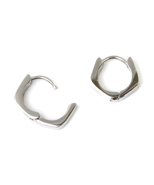 YArKA（ヤーカ）の「【YArKA/ヤーカ】stainless series pentagon pierce/ステンレス五角形ピアス（ピアス（両耳用）・レディース・ブラック/シルバー/ゴールド・FREE）」の8枚目の写真
