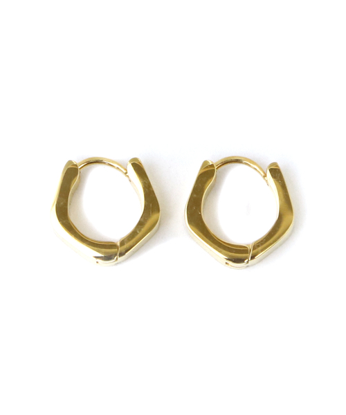 YArKA（ヤーカ）の「【YArKA/ヤーカ】stainless series pentagon pierce/ステンレス五角形ピアス（ピアス（両耳用）・レディース・ブラック/シルバー/ゴールド・FREE）」の7枚目の写真