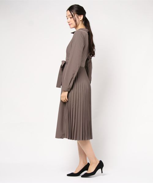 KOBE LETTUCE(コウベレタス)の「2wayバックプリーツシャツワンピース(ワンピース・レディース・ブラック/カーキ/ブラウン系その他/ピンク系その他/パープル系その他/ベージュ/ライトカーキ/ライトベージュ・FREE)」の16枚目の写真