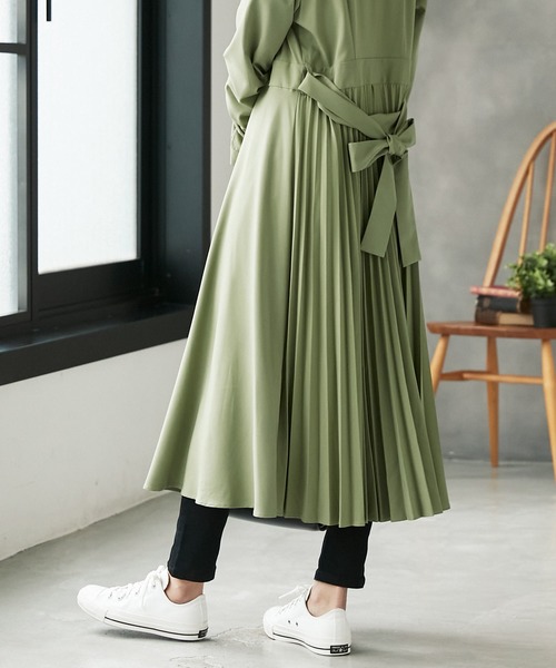 KOBE LETTUCE(コウベレタス)の「2wayバックプリーツシャツワンピース(ワンピース・レディース・ブラック/カーキ/ブラウン系その他/ピンク系その他/パープル系その他/ベージュ/ライトカーキ/ライトベージュ・FREE)」の6枚目の写真