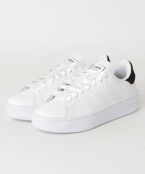 adidas(アディダス)の「アディダス adidas ADVANCOURTBOLD(スニーカー・レディース・ホワイト・22.5cm/23.5cm/24.5cm/23.0cm/24.0cm/25.0cm)」の1枚目の写真