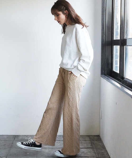 GeeRA（ジーラ）の「ふくれジャカードケーブルパンツ（その他パンツ・レディース・ベージュ/ブラック・LARGE/MEDIUM/X-LARGE）」の7枚目の写真
