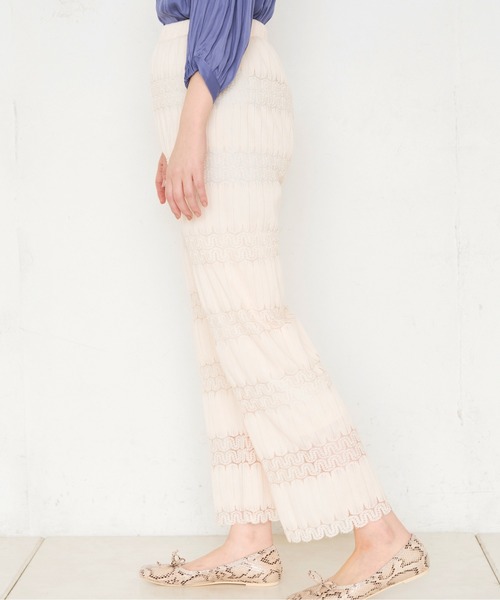 natural couture（ナチュラルクチュール）の「レーシープリーツリラックスパンツ（その他パンツ・レディース・アイボリー/ブラック/ミント・FREE）」の17枚目の写真