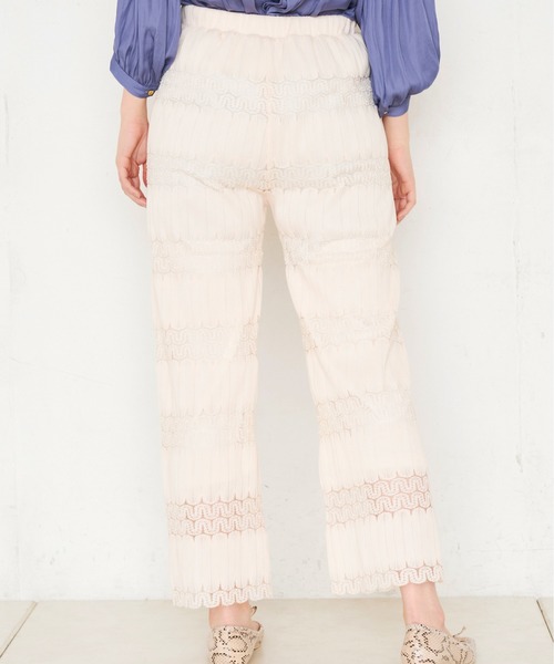 natural couture（ナチュラルクチュール）の「レーシープリーツリラックスパンツ（その他パンツ・レディース・アイボリー/ブラック/ミント・FREE）」の9枚目の写真
