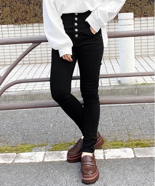 PairPair（ペアペア）の「ハイウエストデニムスキニーパンツ（デニムパンツ・レディース・ブラック/インディゴブルー/ダークインディゴブルー・SMALL/MEDIUM/LARGE）」の11枚目の写真