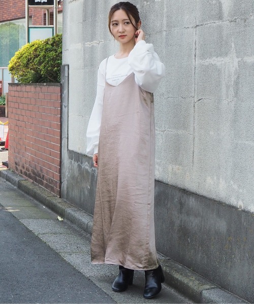 tiptop(ティップトップ)の「【web限定アイテム】サテンロングキャミワンピース(ワンピース・レディース・ブラック/モカ/ベージュ・FREE)」の4枚目の写真
