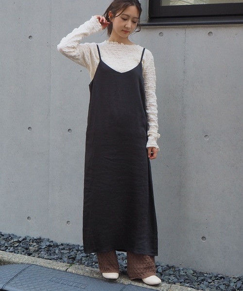 tiptop(ティップトップ)の「【web限定アイテム】サテンロングキャミワンピース(ワンピース・レディース・ブラック/モカ/ベージュ・FREE)」の12枚目の写真